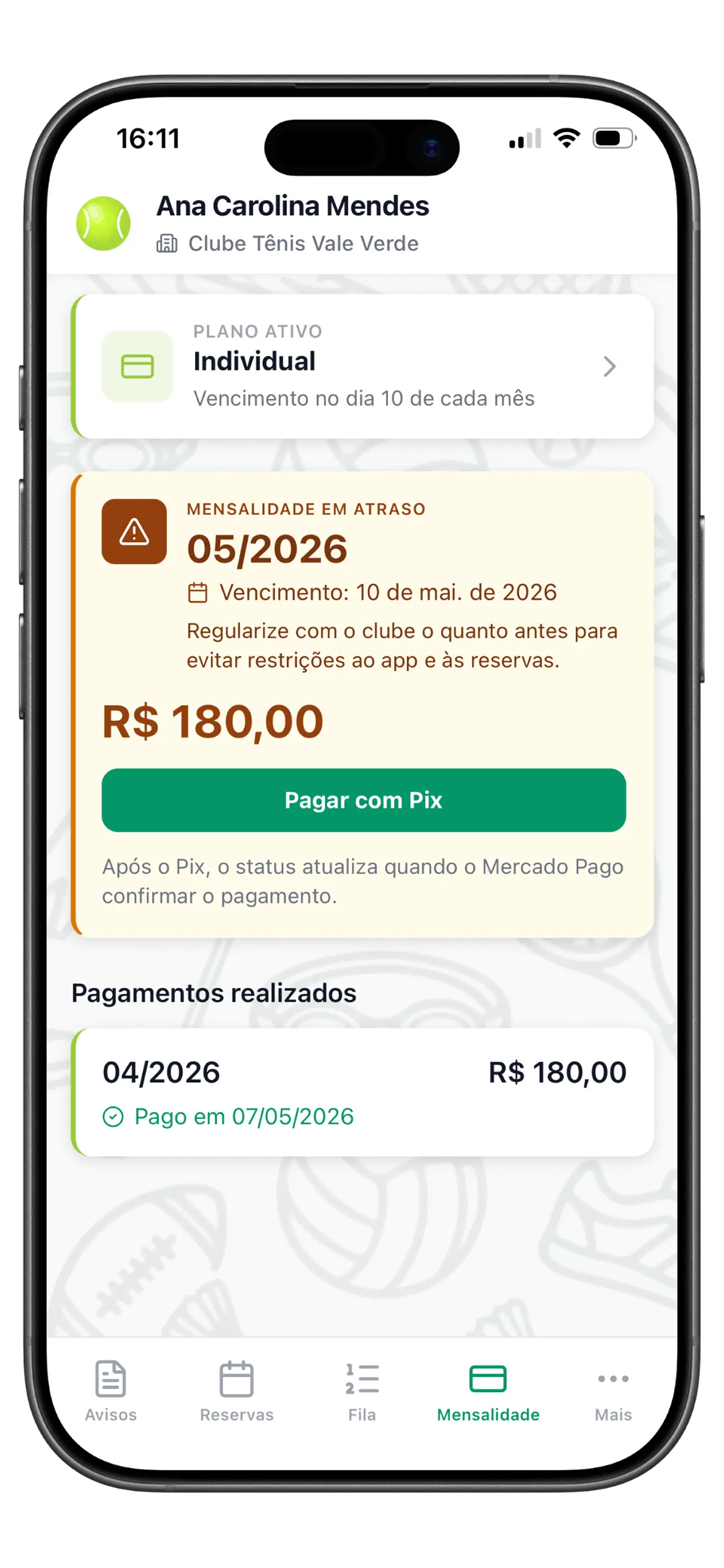 Mensalidades no app Clubevia: plano ativo, cobrança em aberto e pagamento com Pix